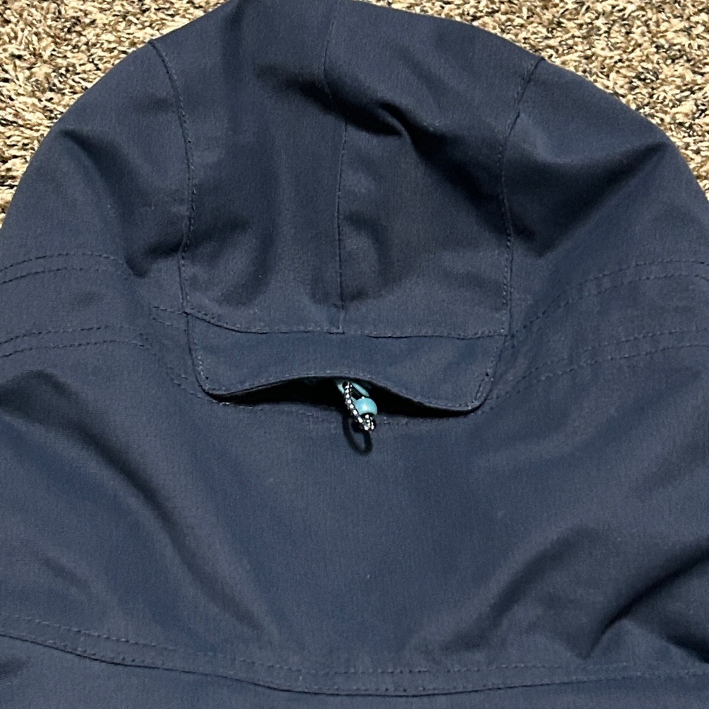 Burton Men's Three-Tone Hooded Jacket Dress Blue, Almond Milk, and Storm Blue - Picture 9 of 11